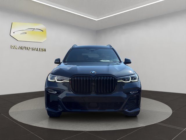 Used 2022 Arctic Grey Metallic BMW M50i image 2
