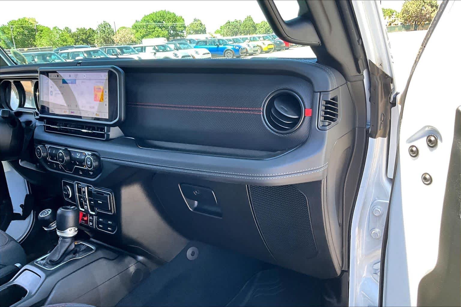 Used 2025 Bright White Clearcoat Jeep Rubicon image 16
