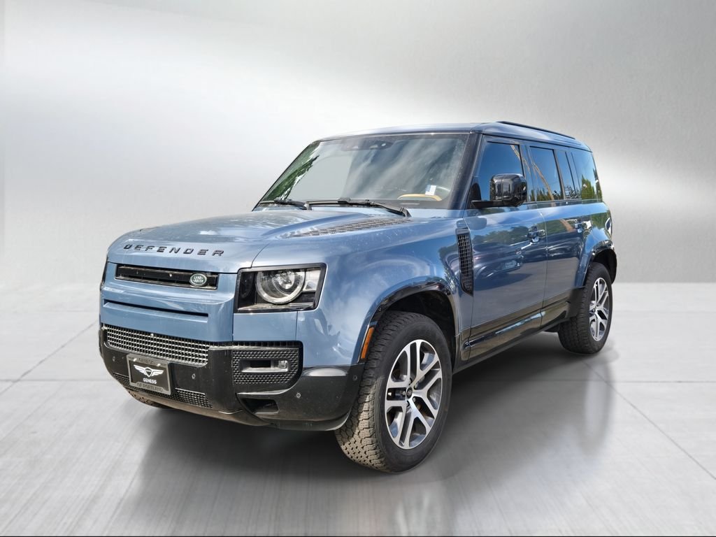 Used 2024 Tasman Blue Metallic Land Rover X-Dynamic SE image 7