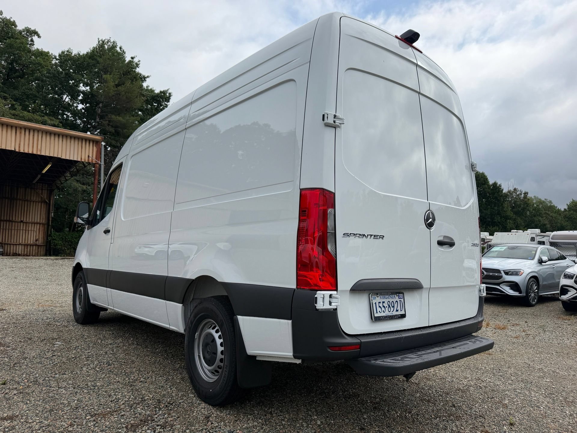 New 2026 Arctic White Mercedes-Benz Cargo 144 WB image 59