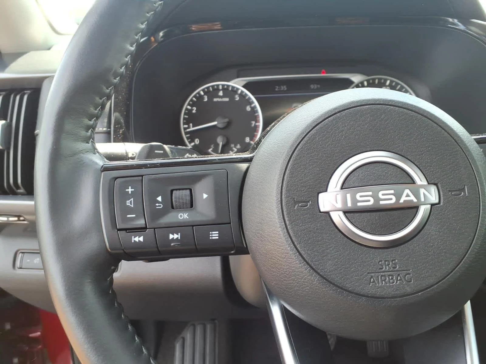 Certified Used 2023 Scarlet Ember Tintcoat Nissan SL image 22
