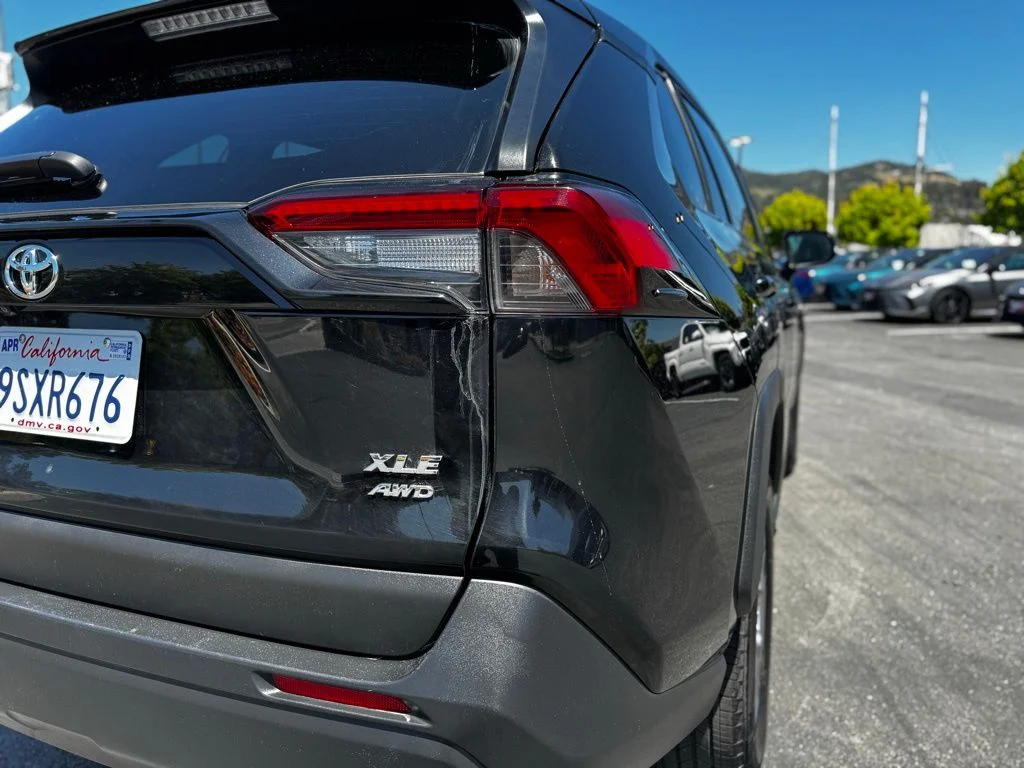 Used 2025 Black Toyota XLE image 12