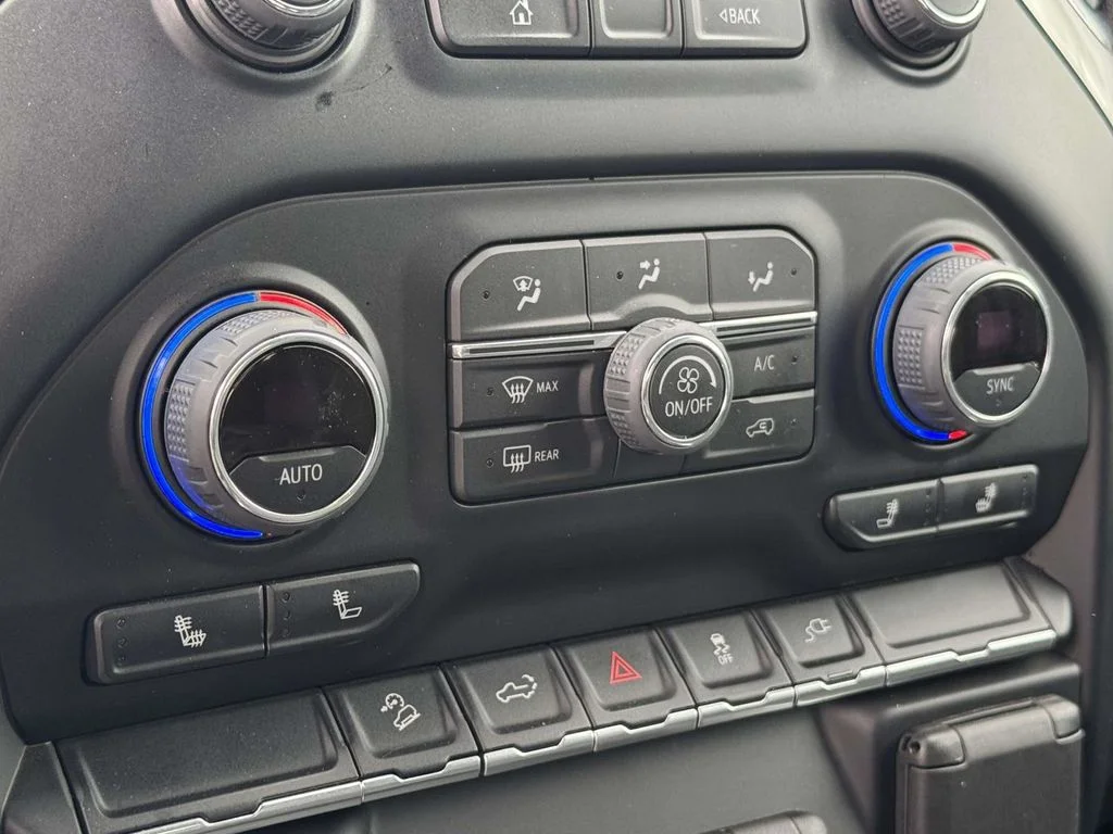 Used 2022 Black Chevrolet RST image 18