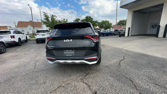 Used 2023 Black Kia EX image 8
