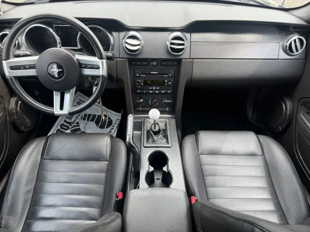 Used 2007 Tungsten Gray Clearcoat Metallic Ford GT Premium image 11