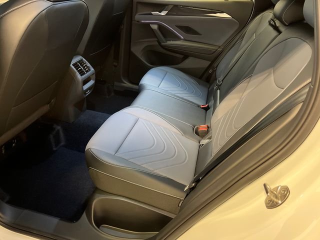 New 2026 White Volkswagen 2.0T SE R-Line Black image 10