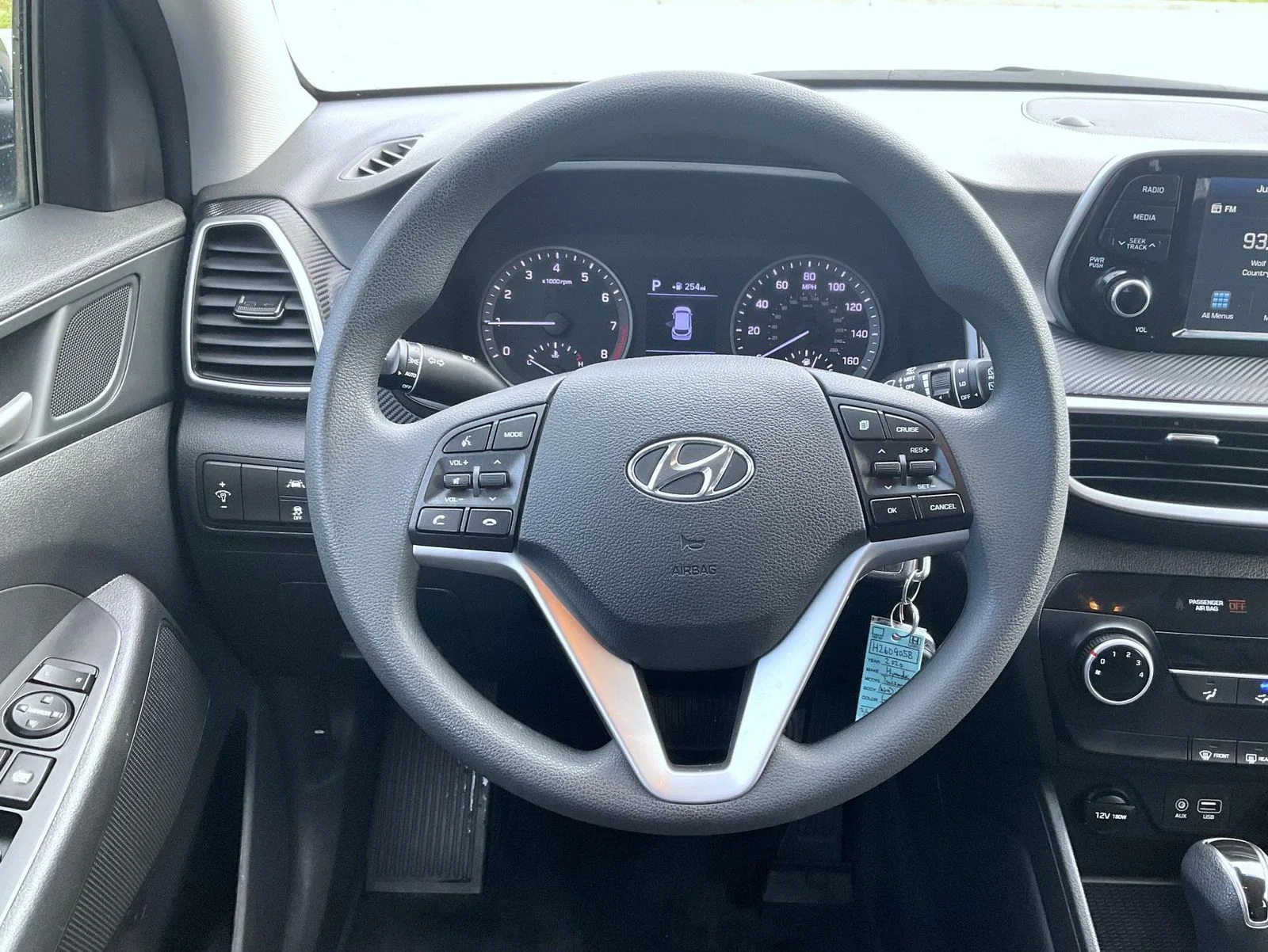 Certified Used 2020 Blue Hyundai SE image 13