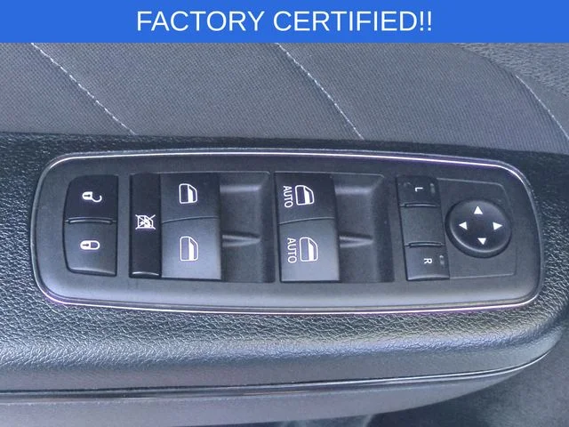 Used 2023 White Dodge SXT image 14