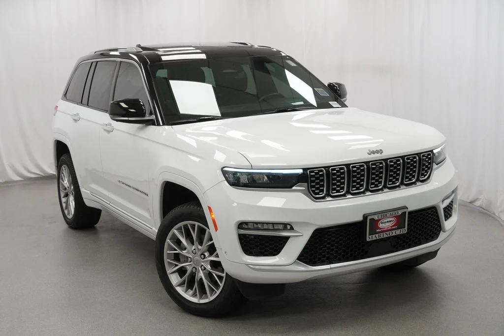 Certified Used 2022 White Jeep Summit image 9