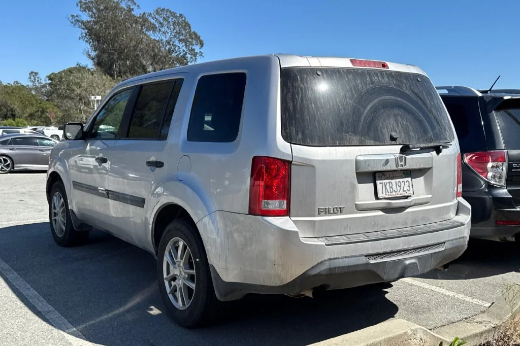 Used 2015 Silver Honda LX image 5