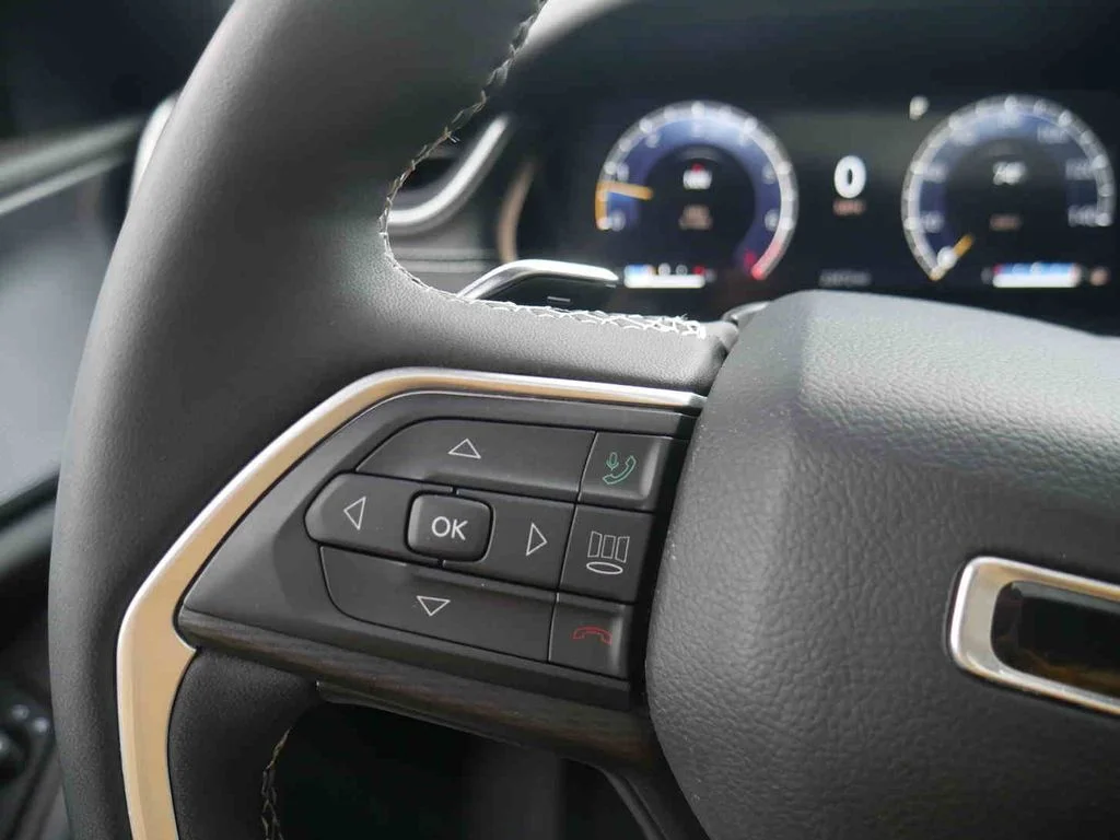 Certified Used 2024 Black Jeep Altitude X image 32