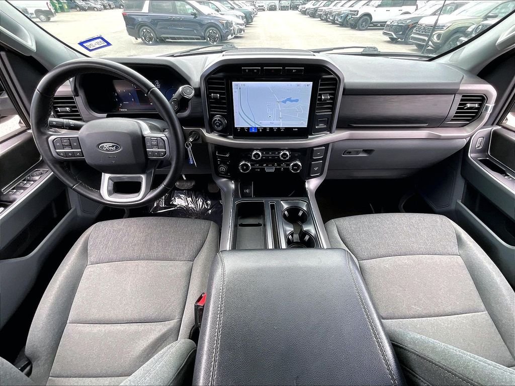 Used 2024 Oxford White Ford XLT image 20