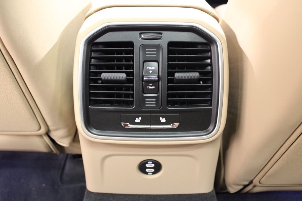 Used 2026 Blue Porsche  image 33