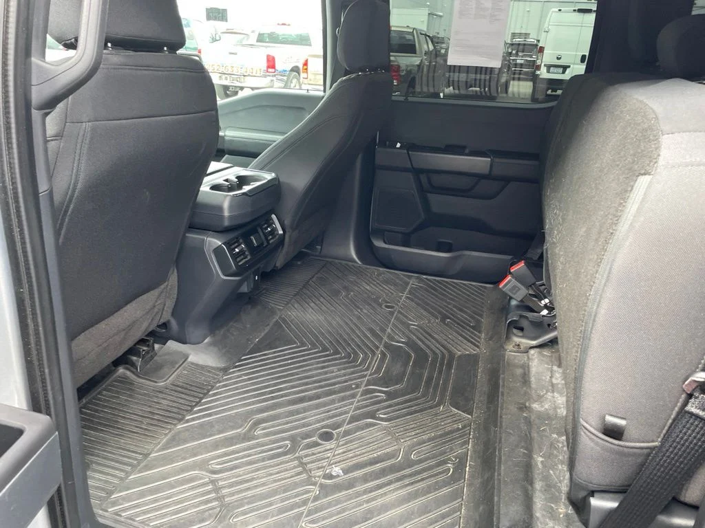 Used 2023 Silver Ford XL image 11