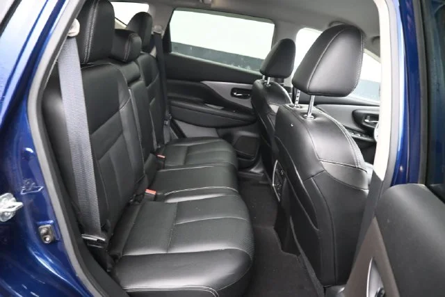 Used 2020 Deep Blue Pearl Nissan SL image 8
