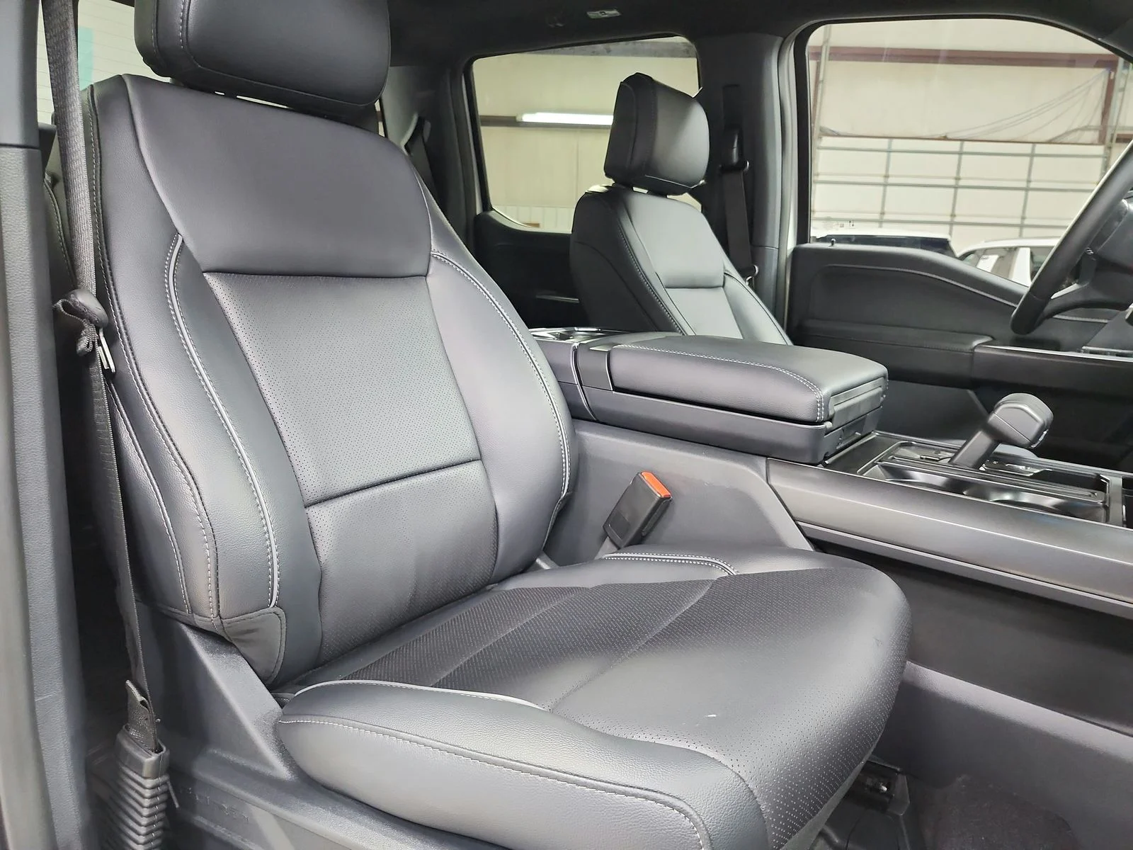 New 2026 White Ford Lariat image 43
