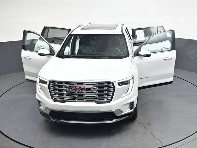 Used 2025 White GMC Denali image 38