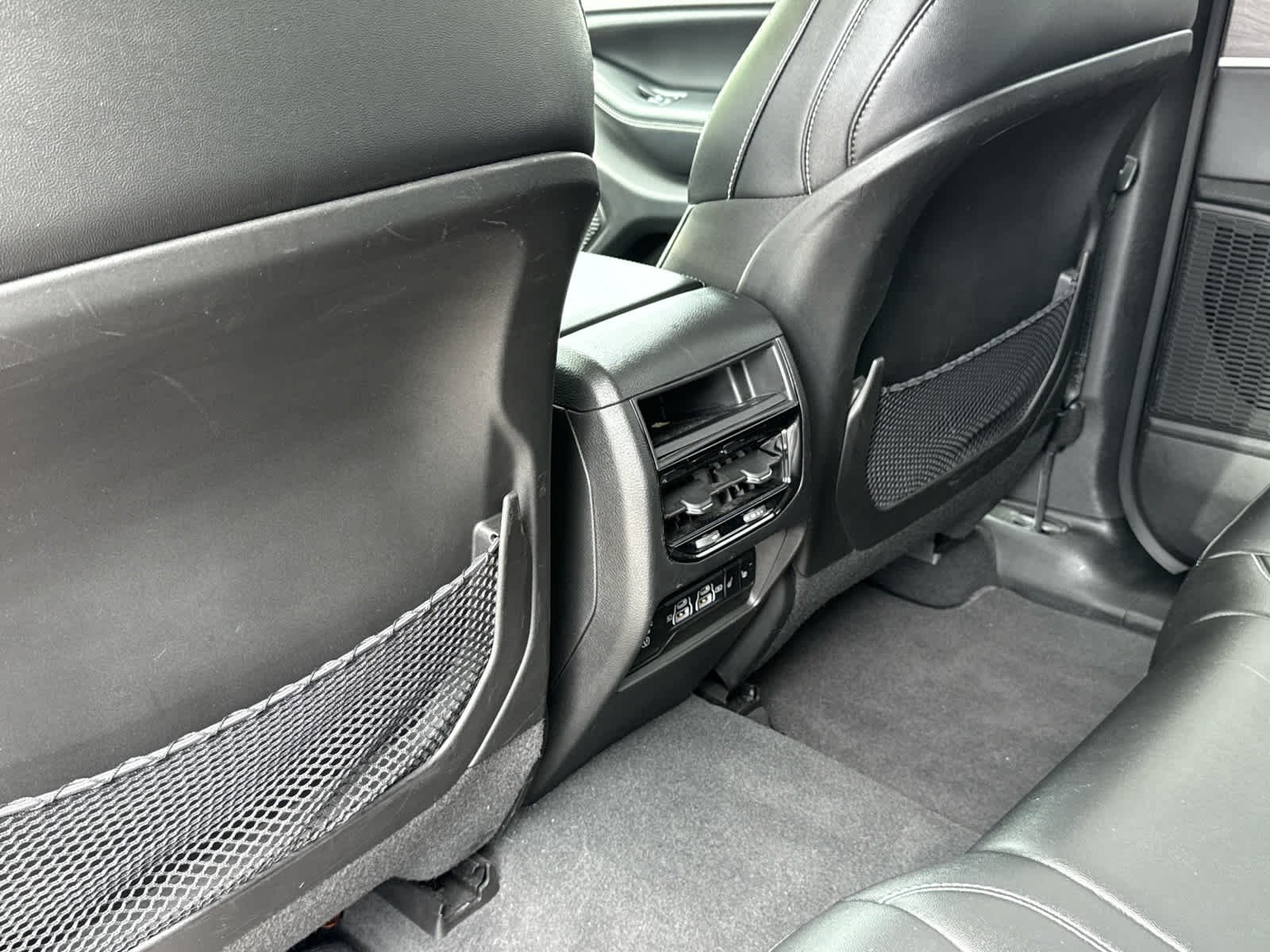 Used 2023 Baltic Gray Metallic Clearcoat Jeep Limited image 26