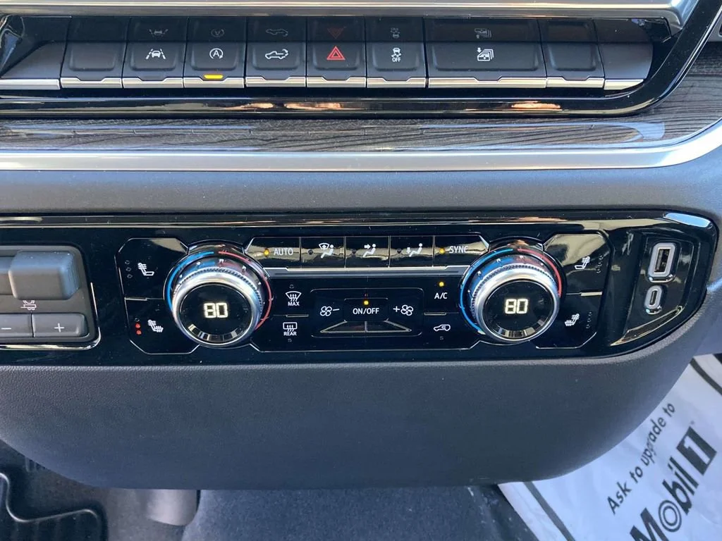 New 2026 Sterling Metallic GMC Elevation image 22