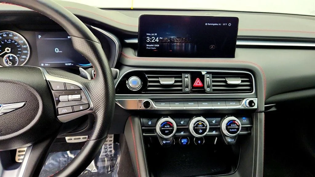 Used 2023 Hallasan Green Genesis 3.3T AWD w/ Sport Advanced & Sport Prestige Pkgs image 18