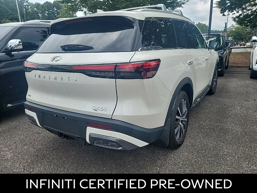 Certified Used 2024 Majestic White INFINITI Sensory image 4