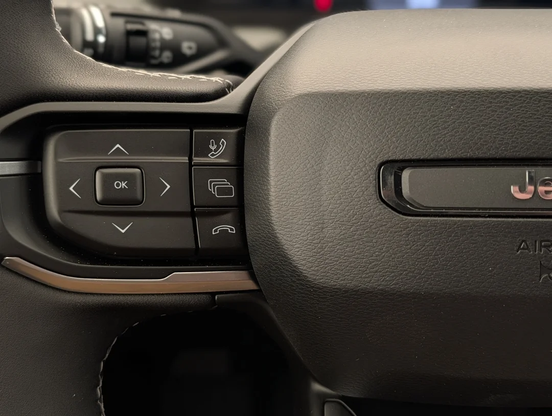 New 2026 Blue Jeep Laredo - - 4x4 - 1.6L Turbo Hybrid - Uconnect 5 w/ 12.3 Screen & More! image 17