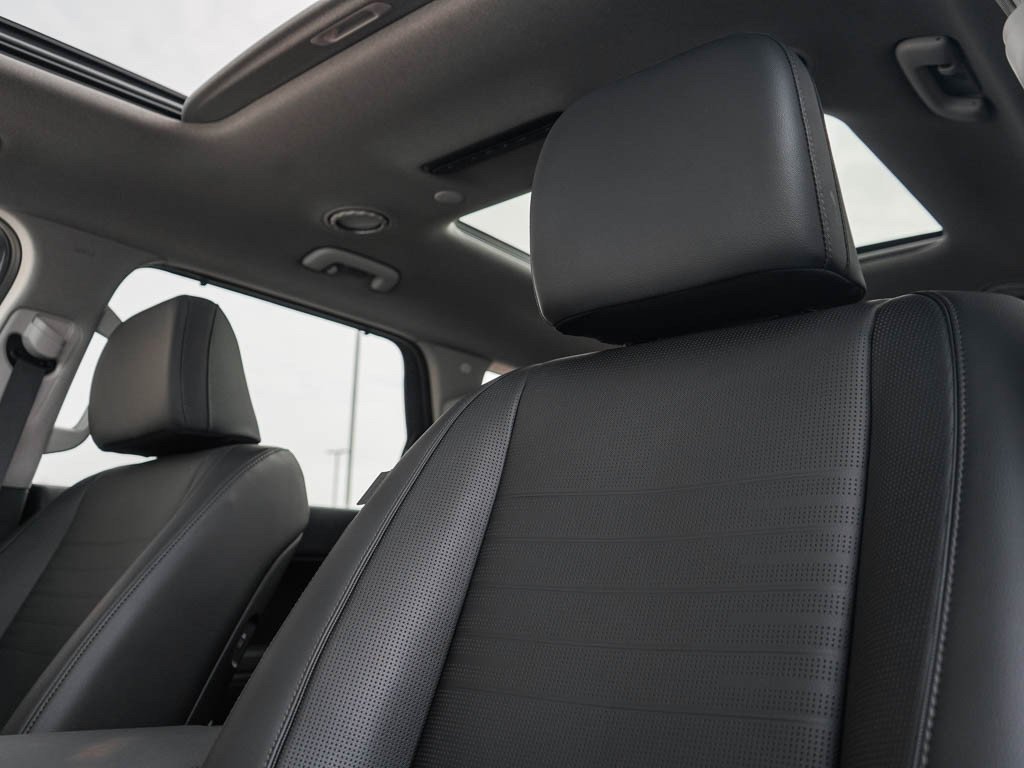 New 2026 Ecotronic Gray Pearl Hyundai Limited AWD image 21