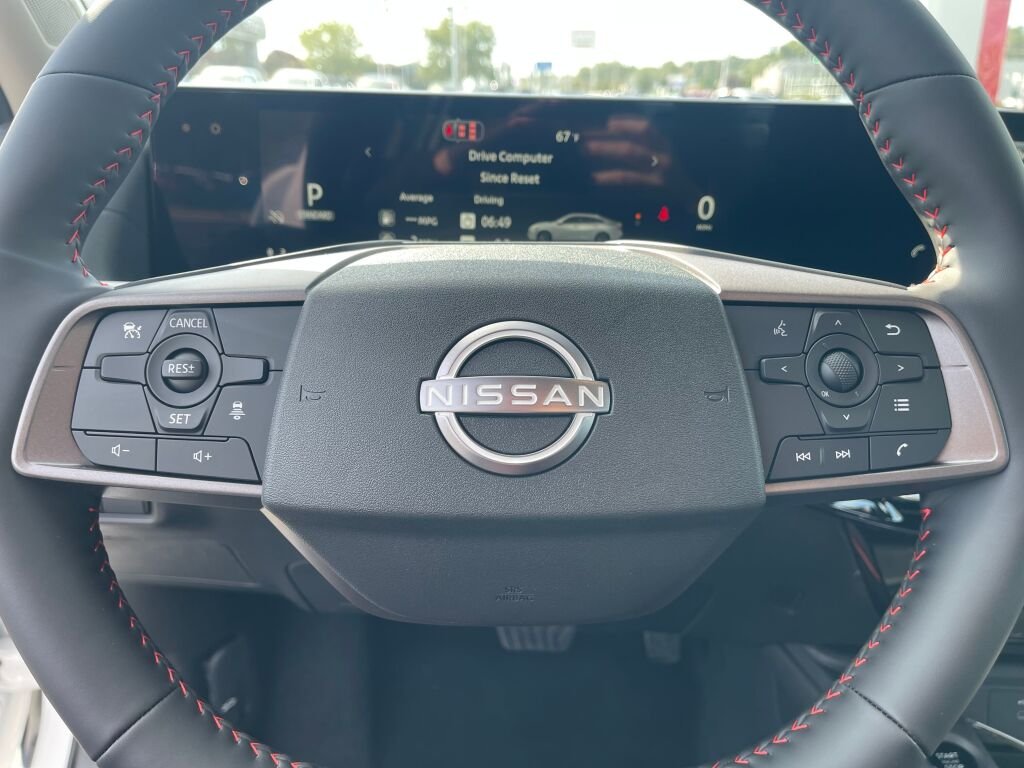 New 2027 Aspen White Tricoat Nissan SR image 14