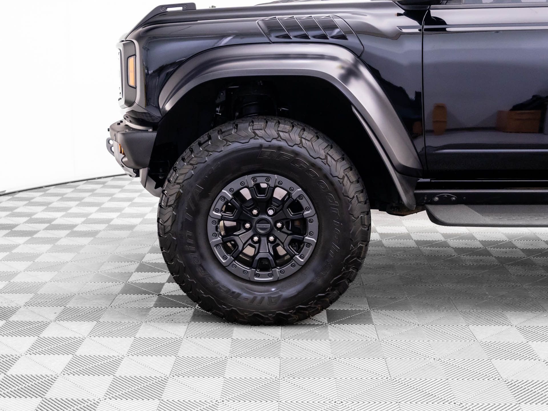 Used 2023 Black Ford Raptor image 41