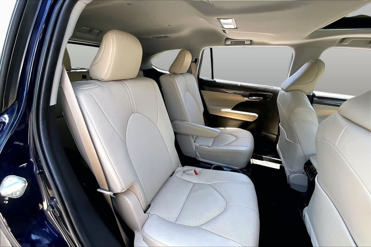 Used 2023 Blueprint Toyota Limited image 21