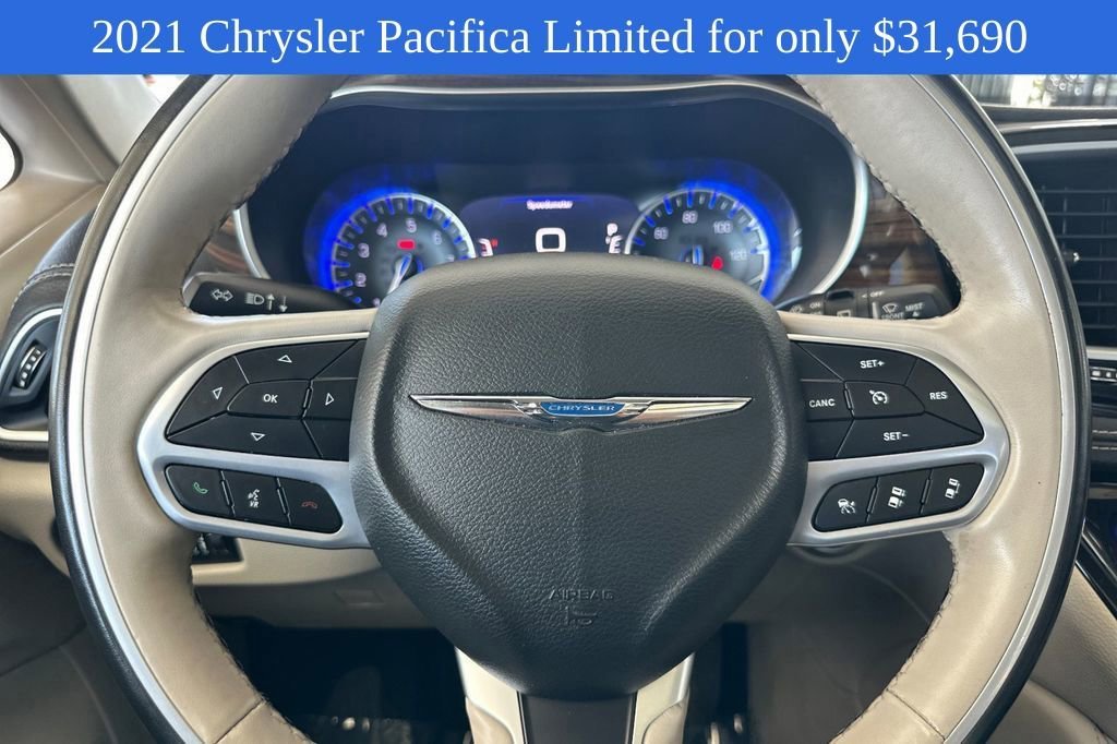 Used 2021 White Chrysler Limited image 29