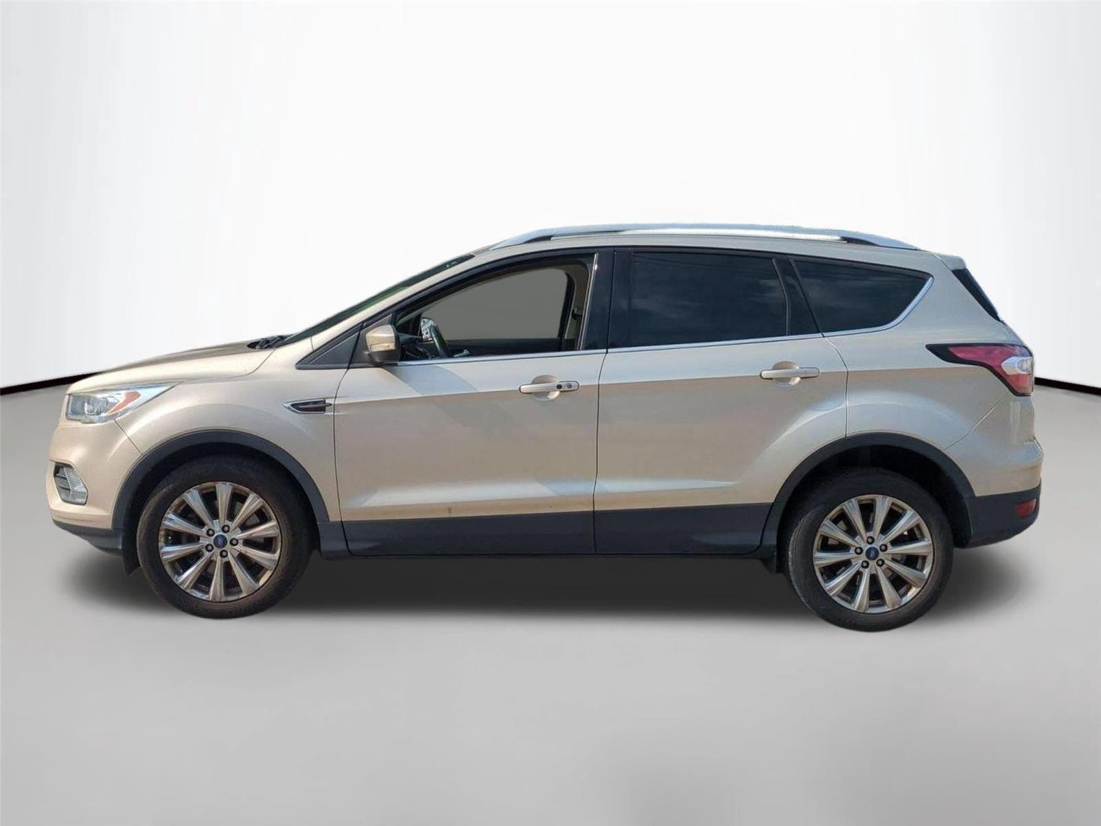 Used 2017 White Gold Metallic Ford Titanium image 2