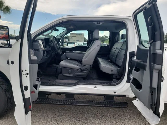 New 2026 Oxford White Ford XL image 12