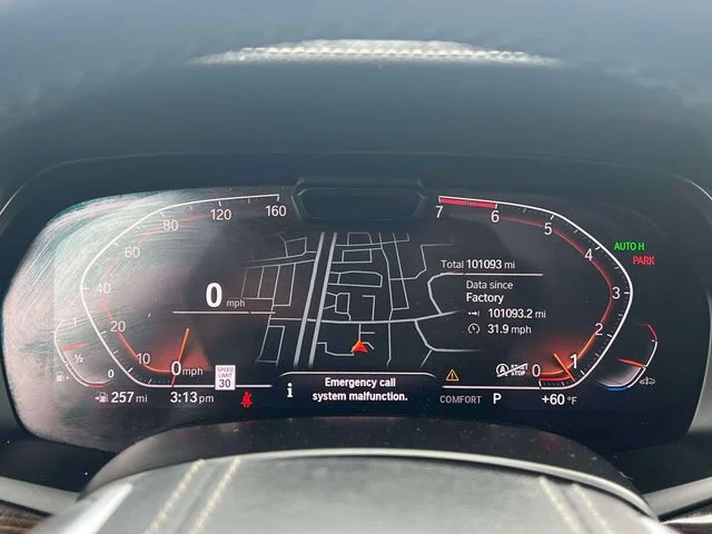 Used 2019 Gray BMW xDrive50i image 32
