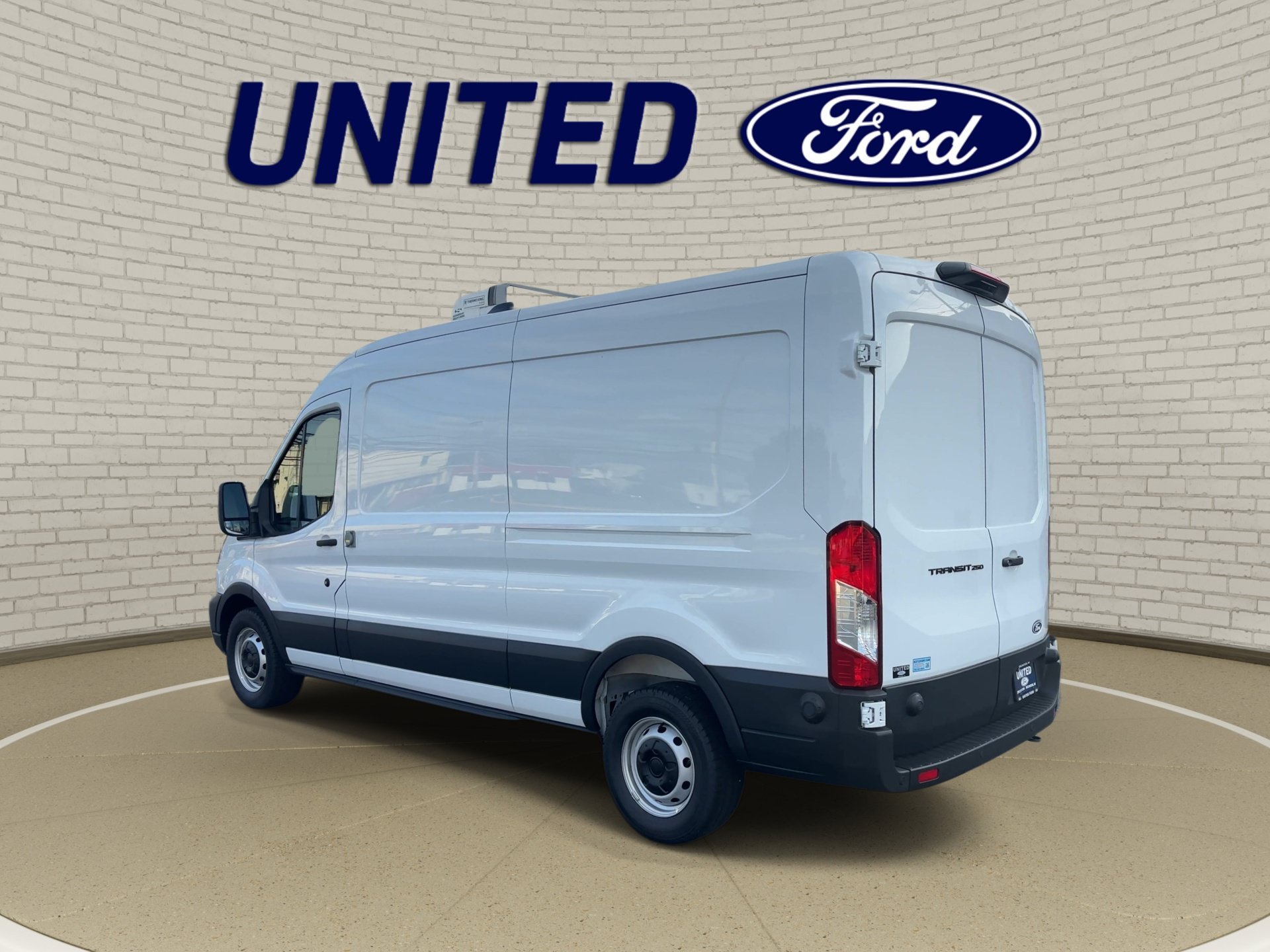 New 2026 Oxford White Ford Cargo Van image 6