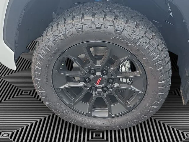 New 2026 Wind Chill Pearl <sup>1</sup> Toyota Tundra 1794 Edition image 12