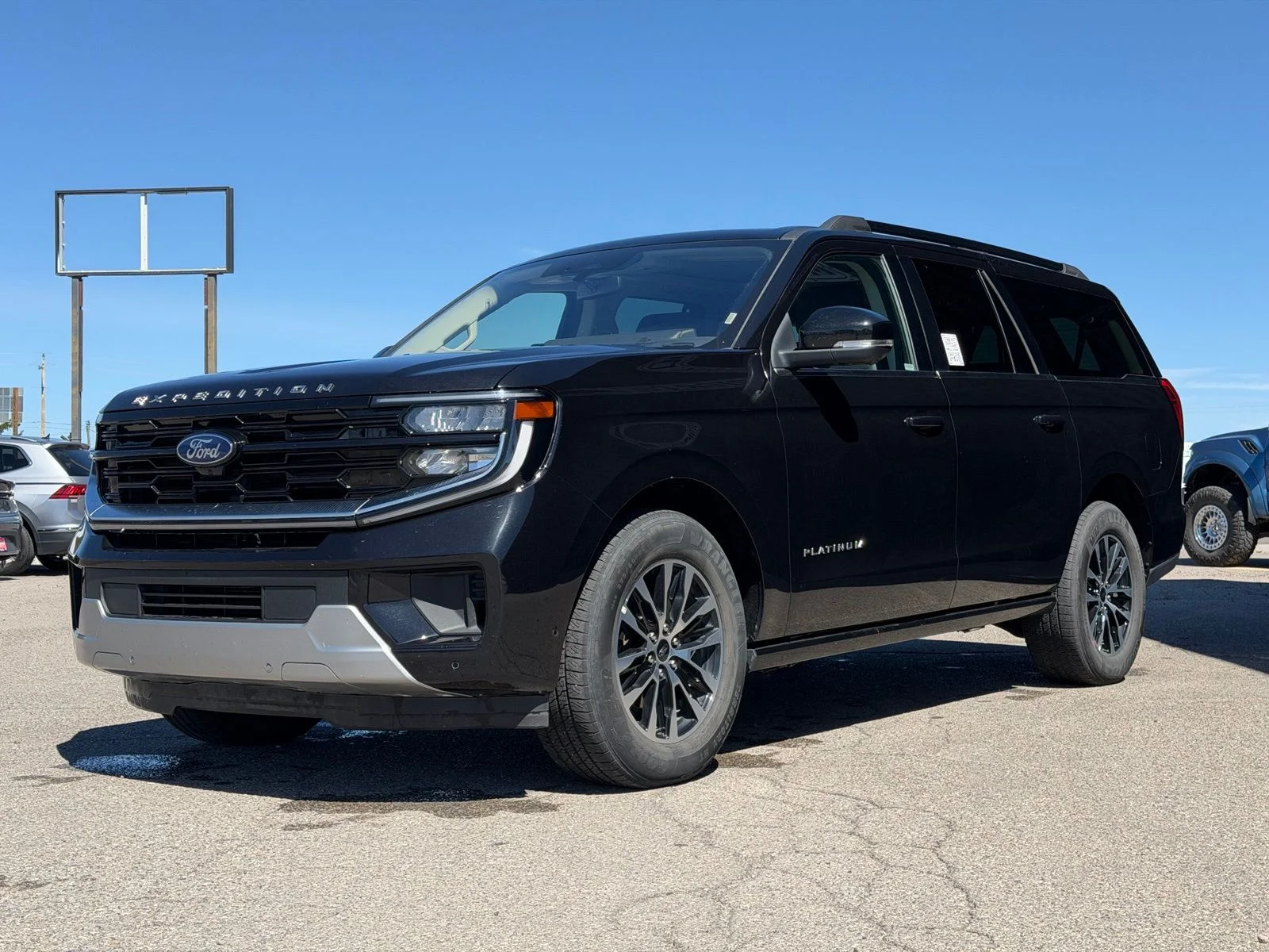 Used 2025 Black Ford Platinum image 5