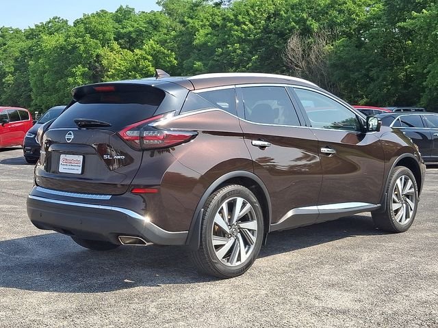 Used 2019 Brown Nissan SL image 11