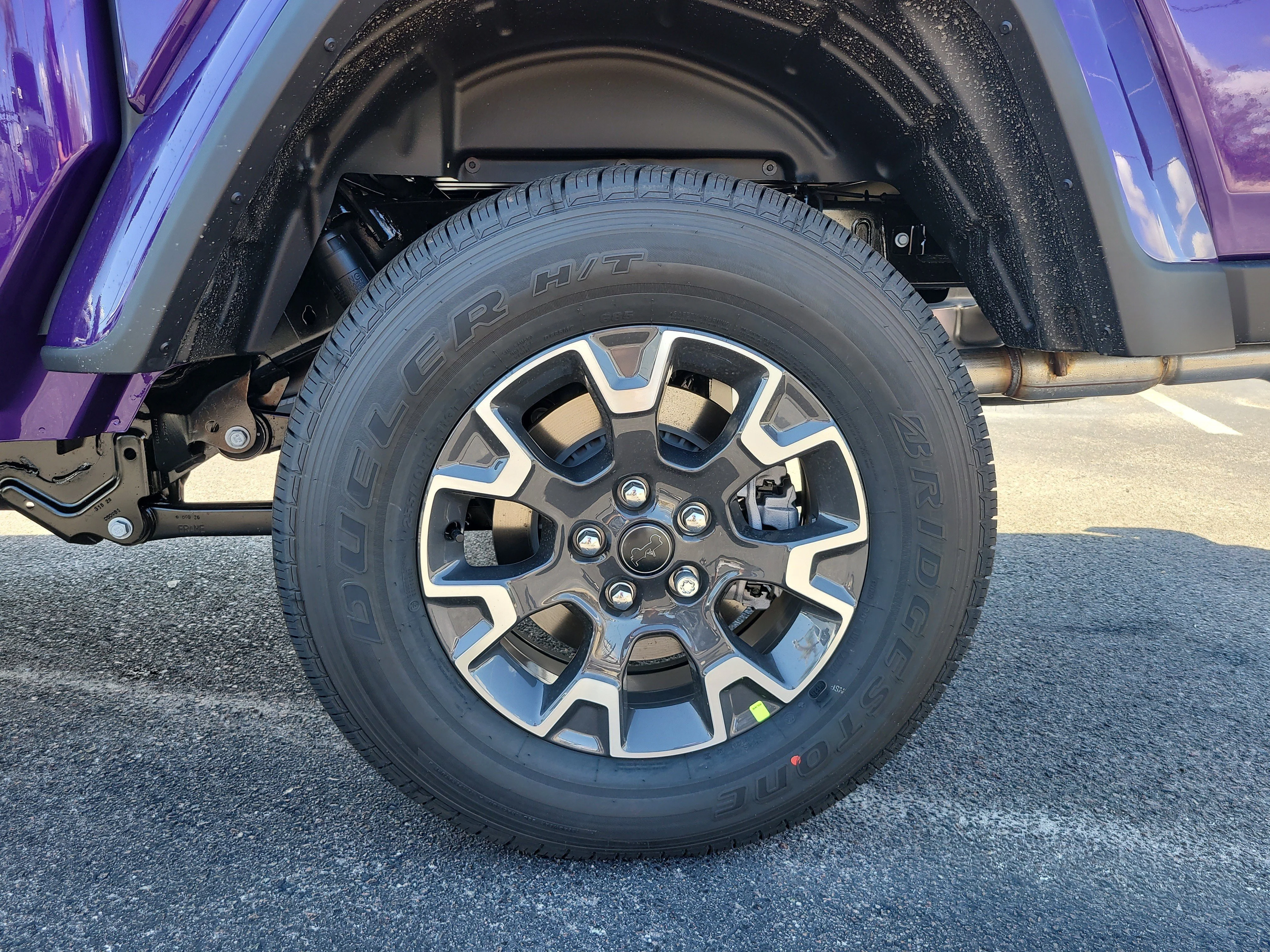 New 2026 Reign Jeep Sahara image 9