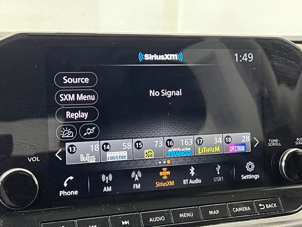 Used 2021 Gray Nissan SL image 13