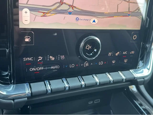 New 2026 Sterling Metallic GMC Elevation image 28