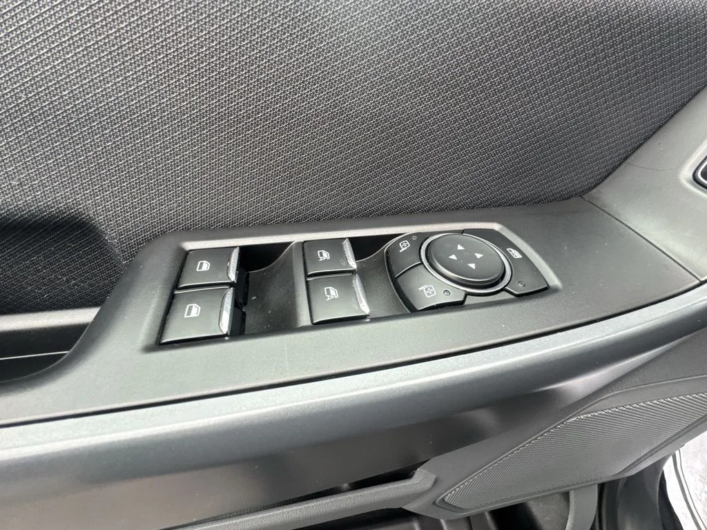 Used 2023 Blue Ford XLT image 13
