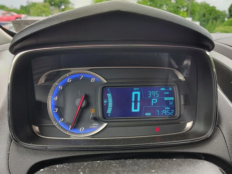 Used 2016 Red Chevrolet LT image 12
