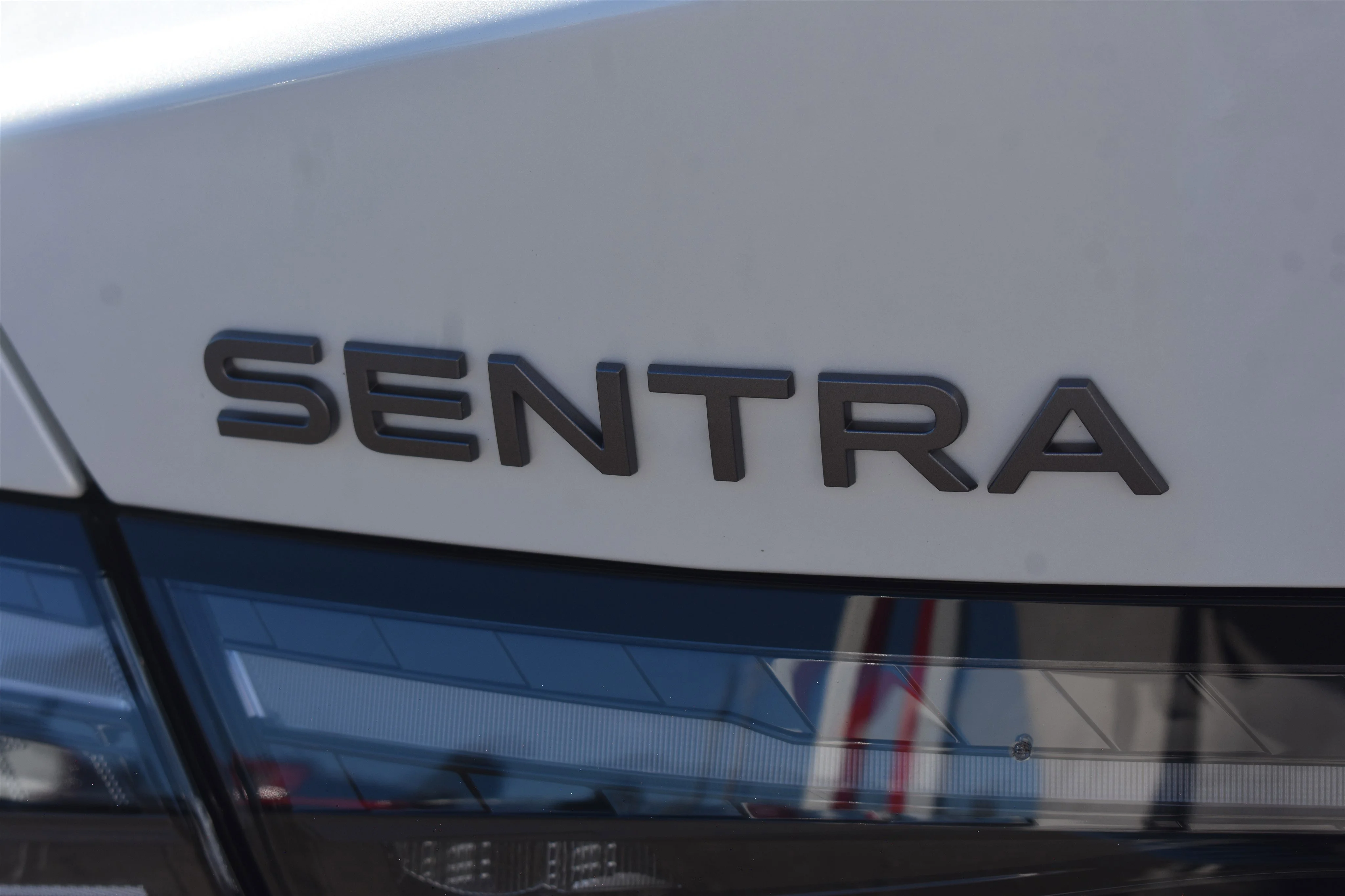 New 2026 Aspen White Tricoat Nissan SL image 7