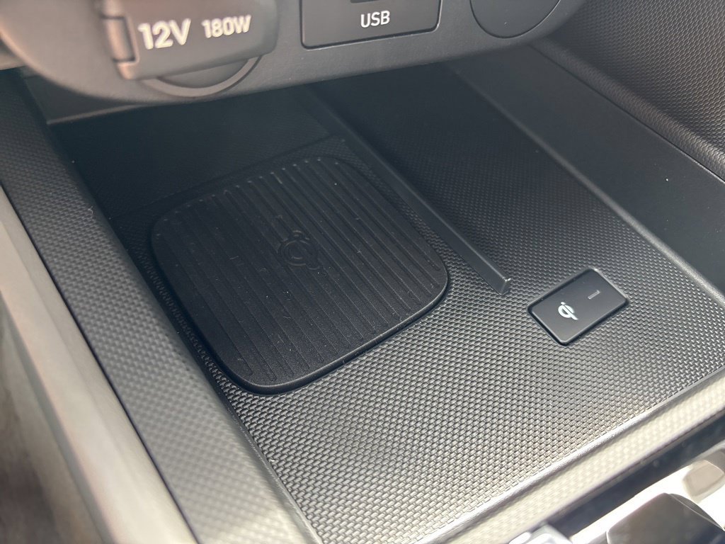 Used 2025 Gray Hyundai SEL Sport image 30