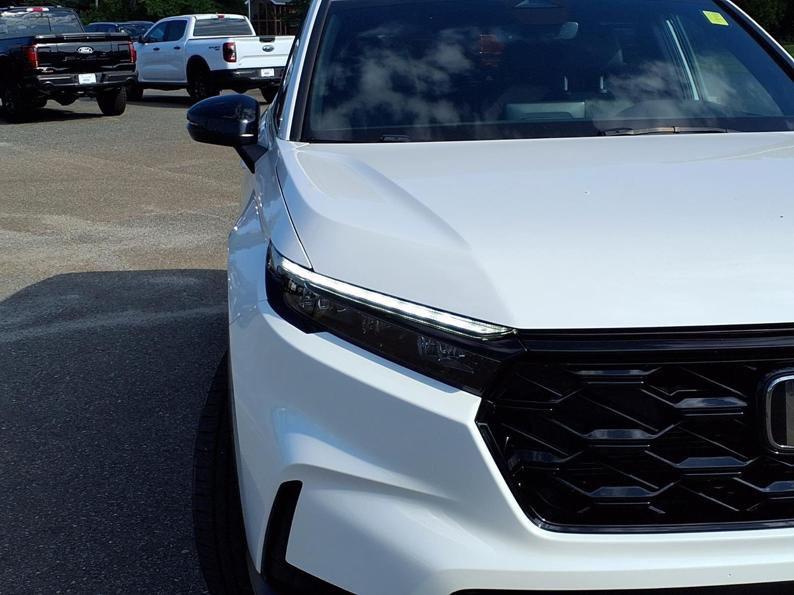 Used 2024 Platinum White Pearl Honda Sport-L image 14