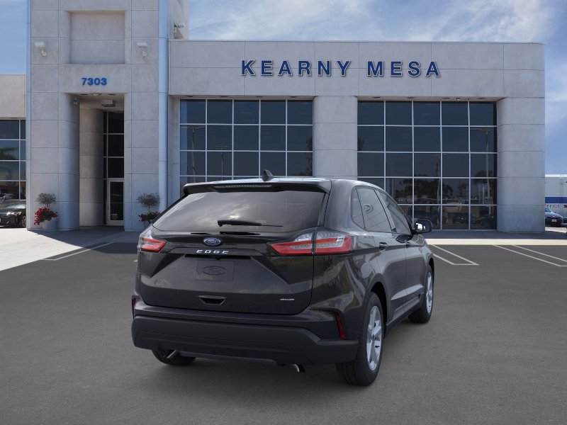 New 2024 Agate Black Metallic Ford SE image 35