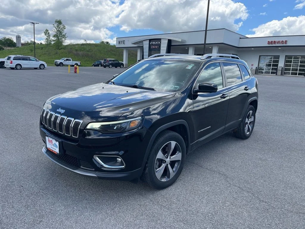 2019 Jeep Cherokee Limited 4X4's photo