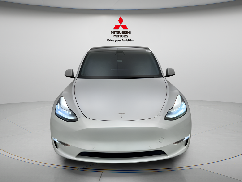 Used 2021 Tesla Model Y Long Range with VIN 5YJYGDEE0MF122679 for sale in Des Plaines, IL