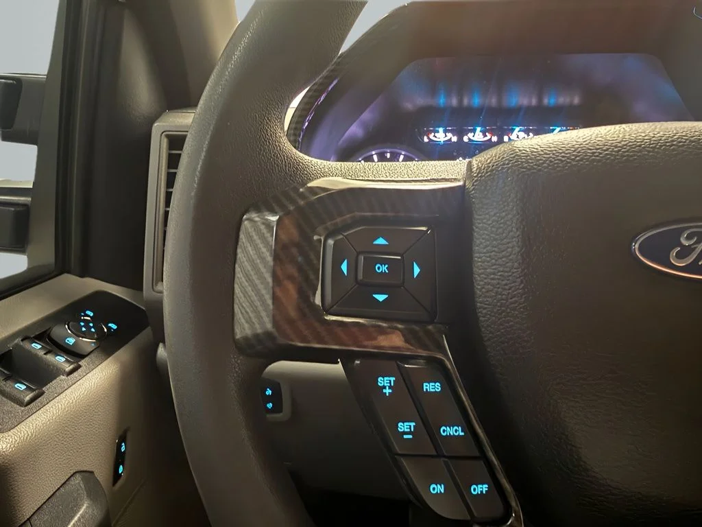 Used 2020 White Ford XL image 18